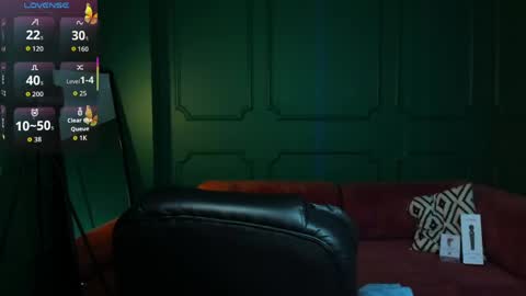Snapshot of tina_tayllor__ chatting on 05-06-26, 08:36 tina_tayllor__ online show from 05-06-26, 08:36