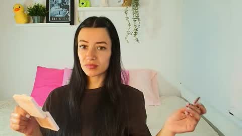 Tina Wild online show from 11-28-25, 03:42