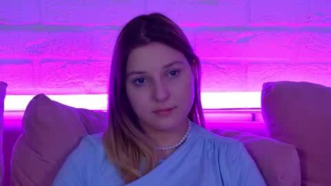 Snapshot of tinaburton chatting on 06-24-26, 04:39 TinaBurton online show from 06-24-26, 04:39