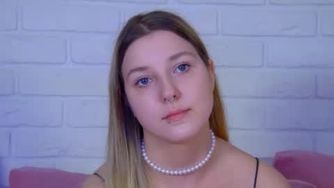 Snapshot of tinaburton chatting on 07-12-26, 04:42 TinaBurton online show from 07-12-26, 04:42