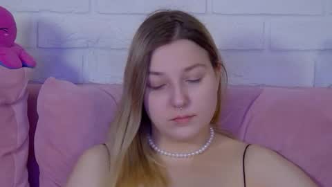 Snapshot of tinaburton chatting on 07-16-26, 05:08 TinaBurton online show from 07-16-26, 05:08