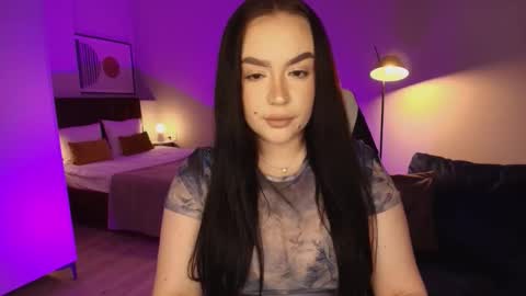 Snapshot of tinafox_ chatting on 02-23-26, 08:01 hi im curvy babyface girlie Tina online show from 02-23-26, 08:01