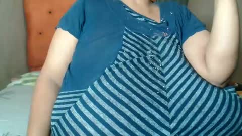 tinagiant online show from 03-23-26, 10:36