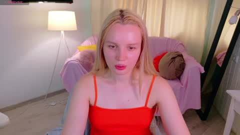 Snapshot of tinasiner chatting on 07-18-26, 01:59 tinasiner online show from 07-18-26, 01:59