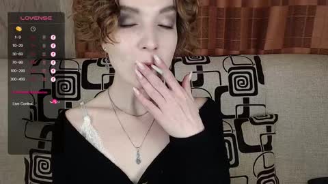 Tina online show from 11-28-25, 05:21