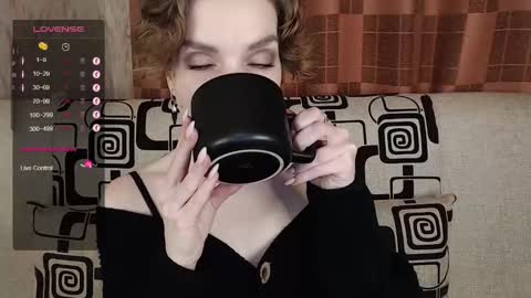 Tina online show from 12-18-25, 05:13