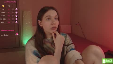 Snapshot of tinkerdinky chatting on 12-29-24, 07:32 Polly online show from 12-29-24, 07:32