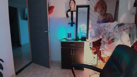 Snapshot of tinnadawson chatting on 02-28-26, 12:44 I AM BELLA ----------- follow my IG TINNS 69 online show from 02-28-26, 12:44