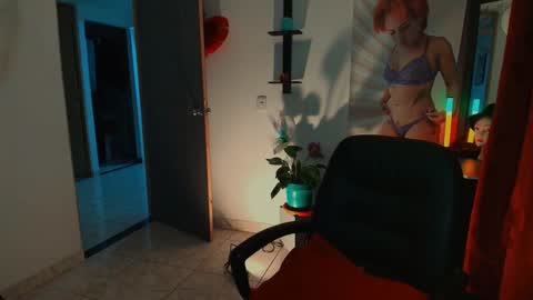 Snapshot of tinnadawson chatting on 03-17-26, 01:32 I AM BELLA ----------- follow my IG TINNS 69 online show from 03-17-26, 01:32