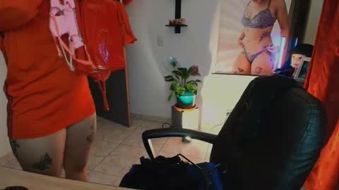 Snapshot of tinnadawson chatting on 03-26-26, 01:11 I AM BELLA ----------- follow my IG TINNS 69 online show from 03-26-26, 01:11