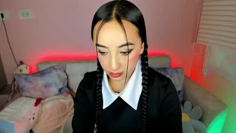 tiny_cora online show from 05-30-26, 04:37