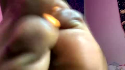 Snapshot of tiny_cupcake2 chatting on 01-21-25, 02:11 cupcake online show from 01-21-25, 02:11