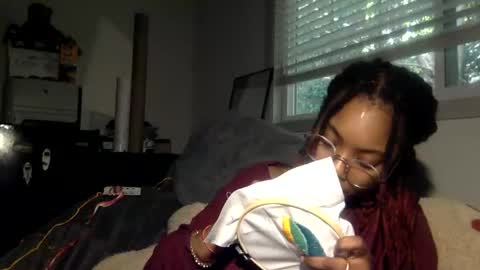 Snapshot of tiny_cupcake2 chatting on 10-19-25, 07:03 cupcake online show from 10-19-25, 07:03