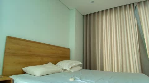 Lia online show from 12-09-24, 02:02