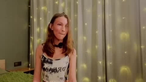 Lily online show from 05-04-26, 05:42
