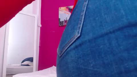 tiny_whore18 online show from 11-13-25, 08:41