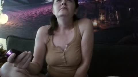 tinyassbossymilf online show from 06-27-26, 05:07