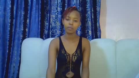 Snapshot of tinybarbie_ chatting on 06-21-26, 11:07 Barbie online show from 06-21-26, 11:07