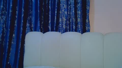 Snapshot of tinybarbie_ chatting on 07-28-26, 04:39 Barbie online show from 07-28-26, 04:39