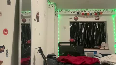 tinydaisy22 online show from 03-03-26, 05:02