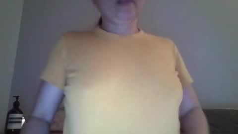 Elyza online show from 03-24-26, 07:13