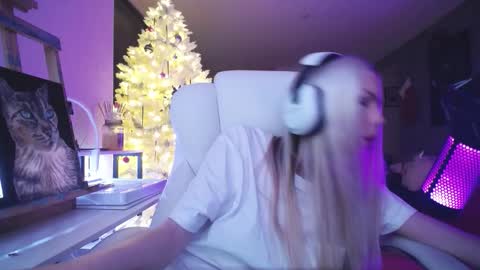 stage Kylie Sinner  brand CLITBAIT online show from 01-13-26, 11:15