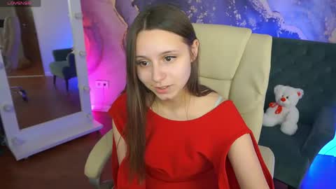 tinynataliee online show from 04-23-26, 01:24