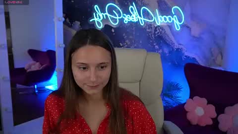 tinynataliee online show from 07-21-26, 07:27