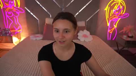 tinynataliee online show from 07-27-26, 01:29