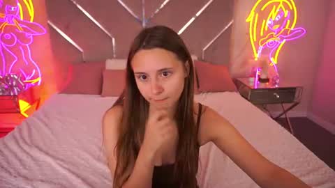 tinynataliee online show from 07-29-26, 12:47