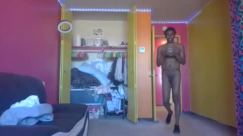 Snapshot of tinypoodledick chatting on 05-08-26, 11:26 littledpoodledick online show from 05-08-26, 11:26