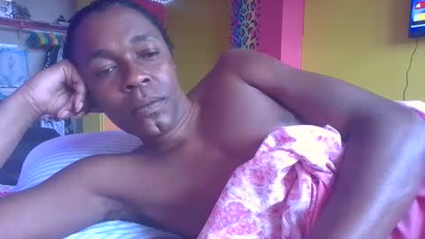 Snapshot of tinypoodledick chatting on 05-21-26, 05:20 littledpoodledick online show from 05-21-26, 05:20