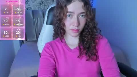 tinysophi online show from 06-13-26, 02:04