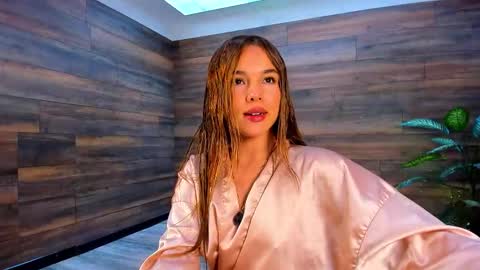 Instagram  tinyw0nder online show from 01-08-26, 04:09