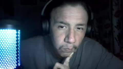 Snapshot of tinywolf0009 chatting on 05-18-26, 09:26 tinywolf0009 online show from 05-18-26, 09:26