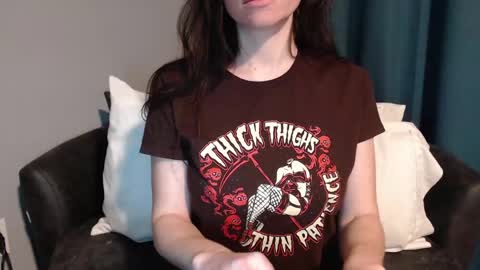 TinyyTina online show from 12-21-24, 12:27