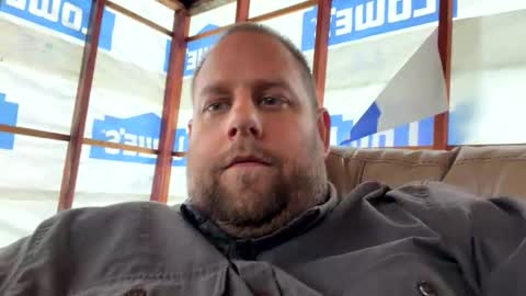 Snapshot of tipman84 chatting on 05-27-26, 10:40 C online show from 05-27-26, 10:40