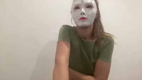 Tinks online show from 10-31-25, 07:26