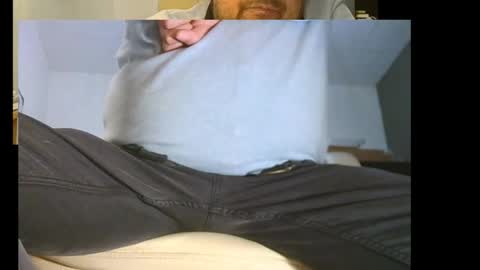 Snapshot of tiptosuckme chatting on 03-06-26, 02:57 Tip online show from 03-06-26, 02:57