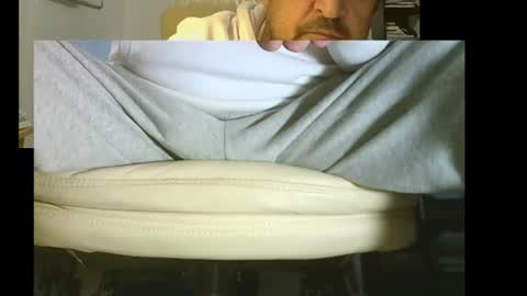 Snapshot of tiptosuckme chatting on 03-08-26, 06:12 Tip online show from 03-08-26, 06:12