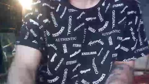 tiqueb40 online show from 04-12-26, 11:54