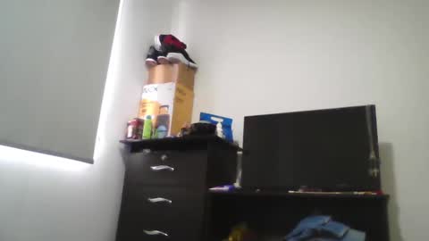 Ester online show from 01-05-25, 05:51