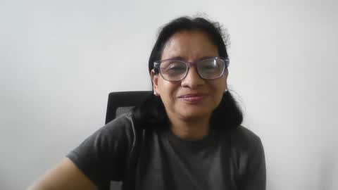 Ester online show from 10-11-25, 03:54