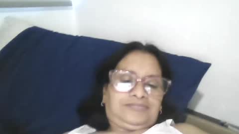 Ester online show from 05-27-26, 10:51