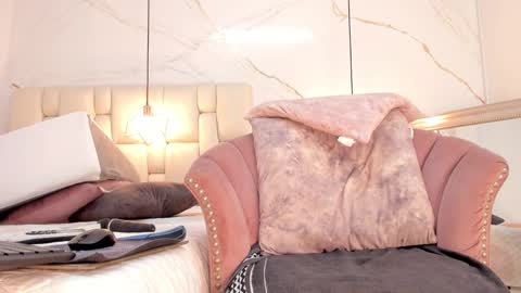 Tivizay online show from 02-20-25, 02:46