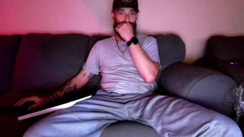 Snapshot of tj_the_man chatting on 09-09-25, 05:29 TJ online show from 09-09-25, 05:29