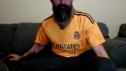 Snapshot of tj_the_man chatting on 10-06-25, 09:07 TJ online show from 10-06-25, 09:07