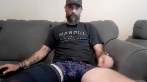 Snapshot of tj_the_man chatting on 07-01-26, 03:45 TJ online show from 07-01-26, 03:45