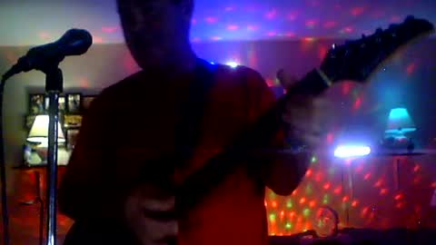Snapshot of tkthedj chatting on 07-07-26, 02:14 TK online show from 07-07-26, 02:14