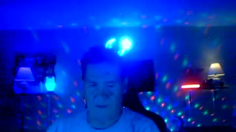 Snapshot of tkthedj chatting on 07-12-26, 12:01 TK online show from 07-12-26, 12:01